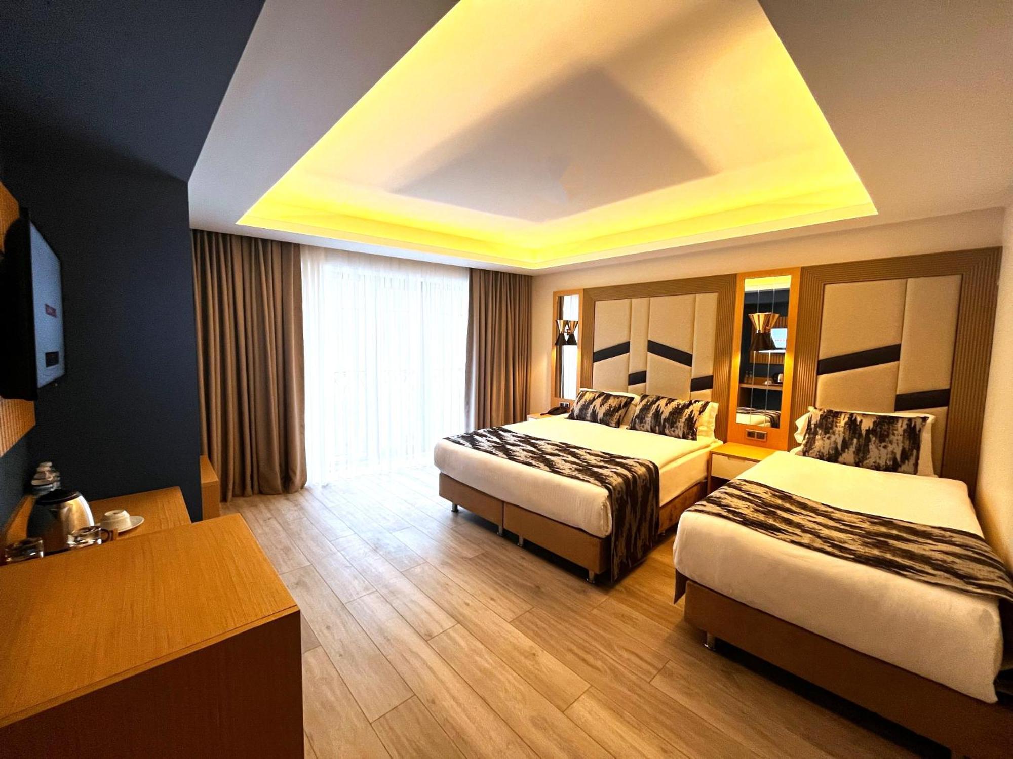 Downtown Sirkeci Hotel Istanbul Bagian luar foto