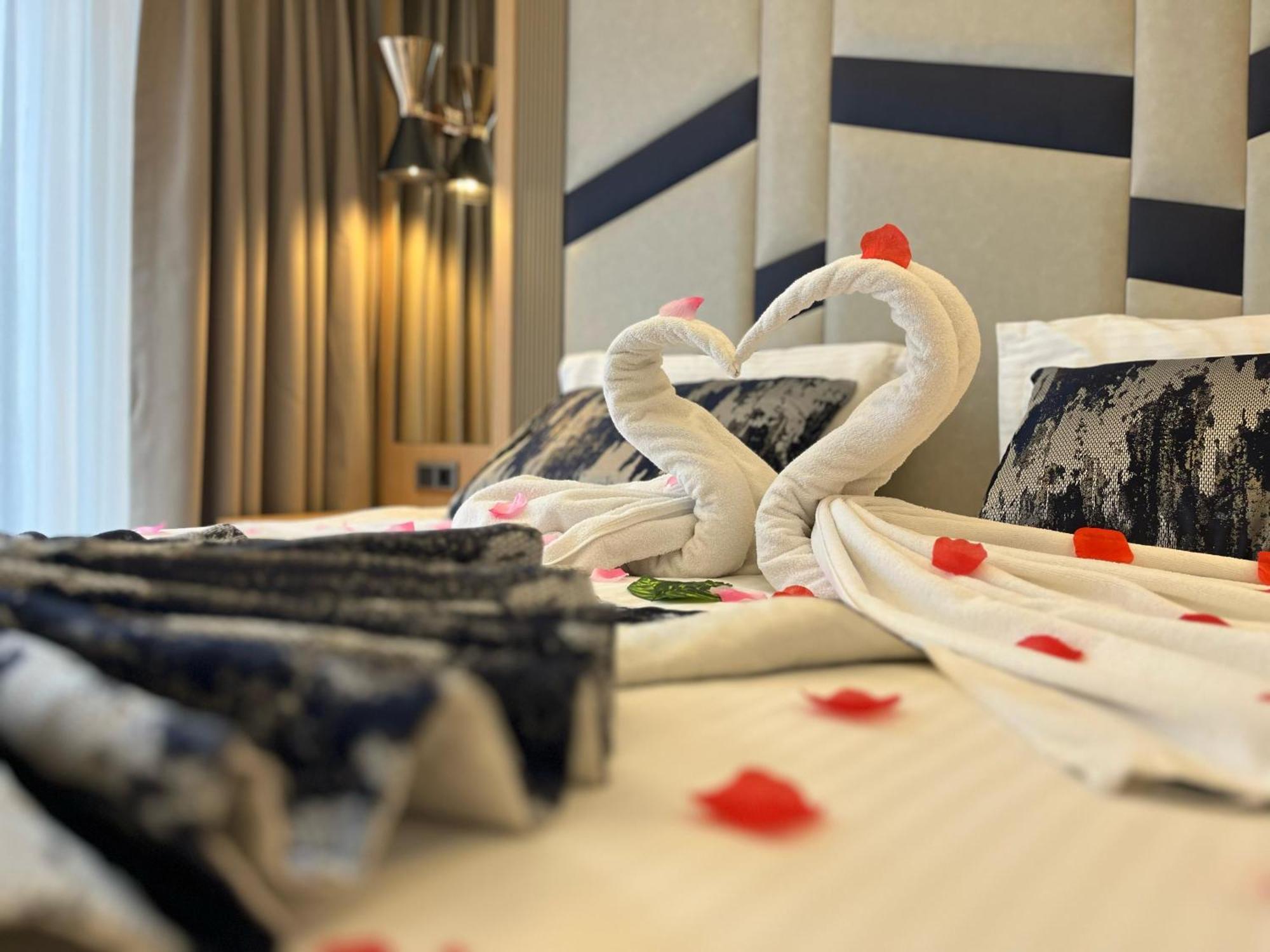 Downtown Sirkeci Hotel Istanbul Bagian luar foto