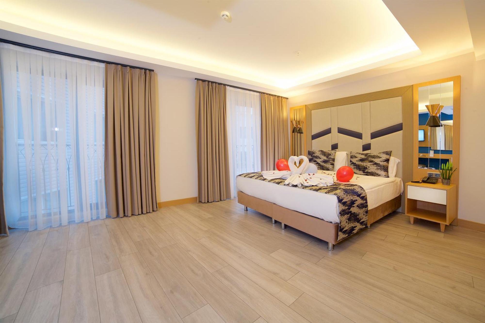 Downtown Sirkeci Hotel Istanbul Bagian luar foto