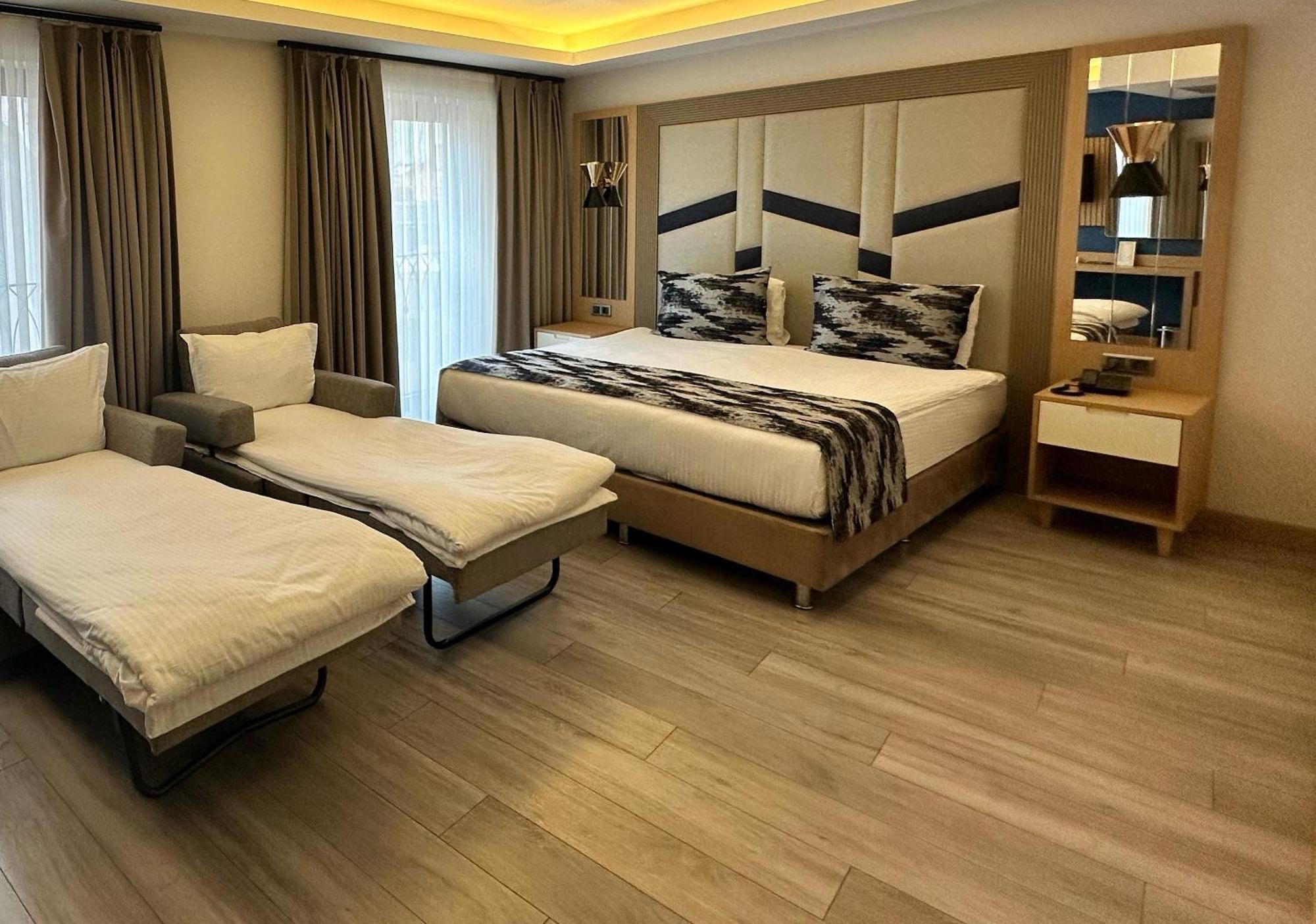 Downtown Sirkeci Hotel Istanbul Bagian luar foto