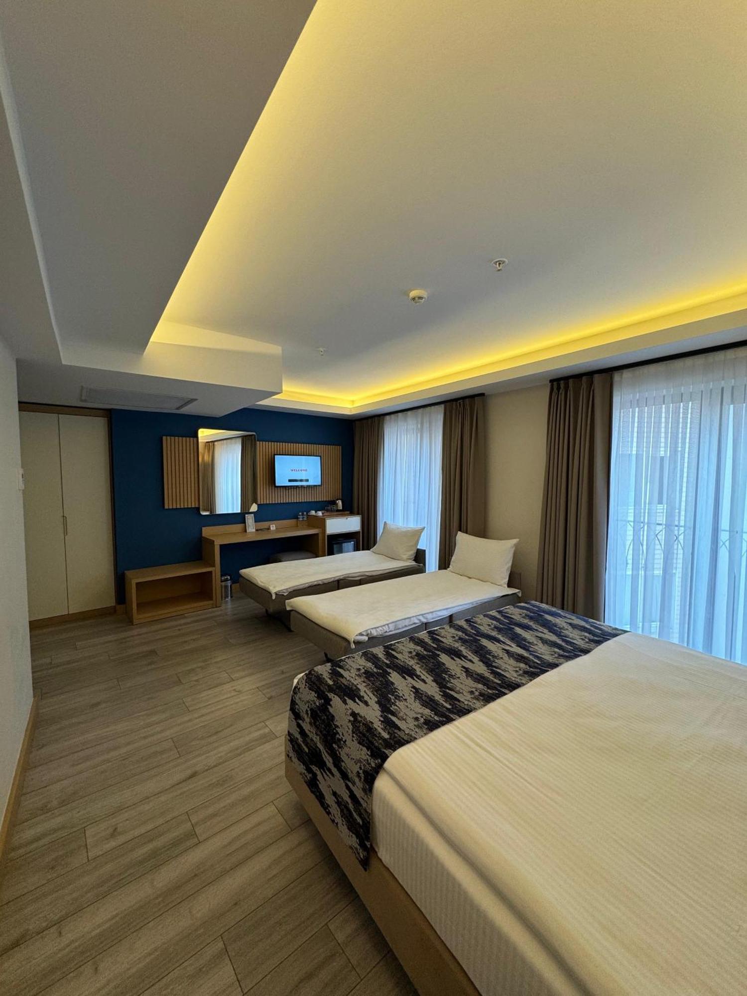 Downtown Sirkeci Hotel Istanbul Bagian luar foto